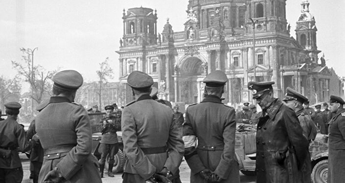 Berlin Dom 1945
