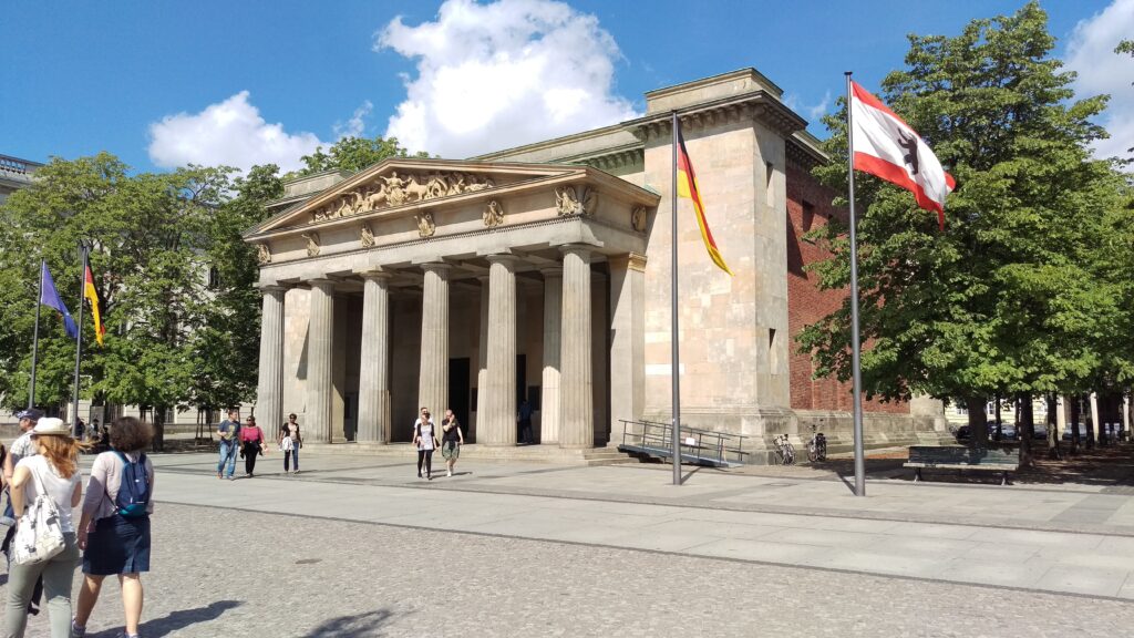 Neue Wache present