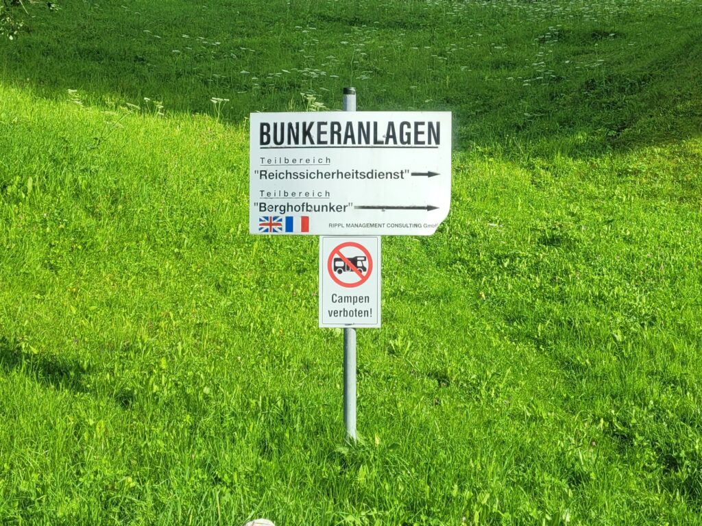 Berghof - sign post